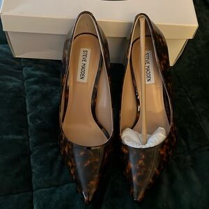 BRAND NEW - Steve Madden Tortoise Pumps 8.5